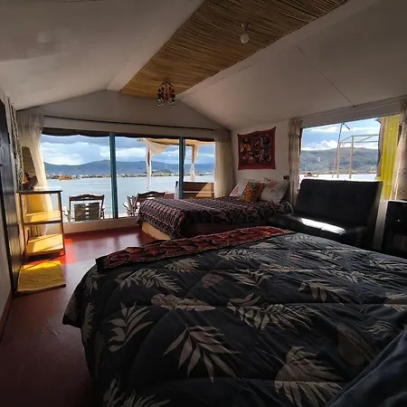 Uros Quechua'S Lodge Titicaca Puno Exterior photo